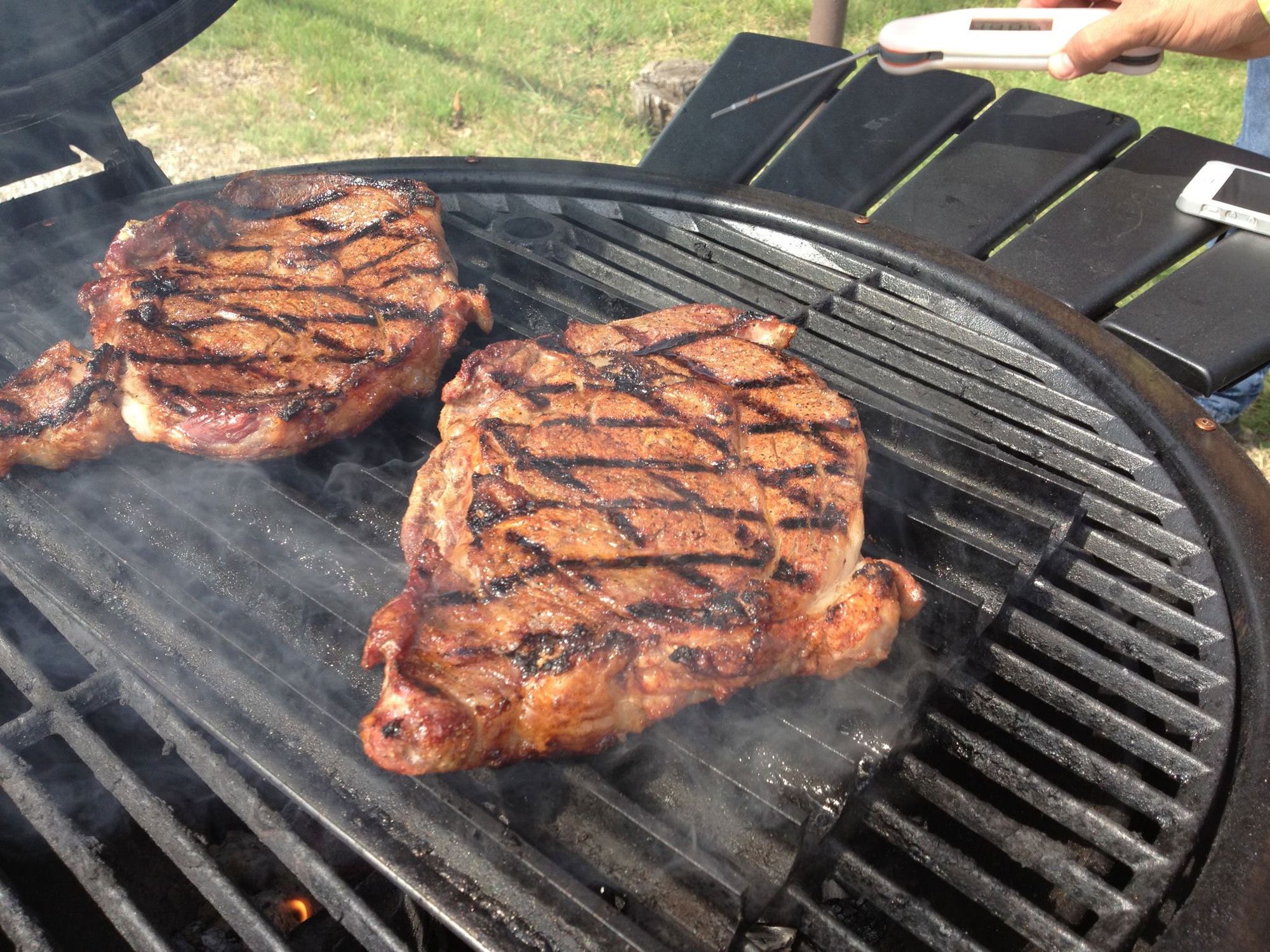 Steak on hotsell kamado joe